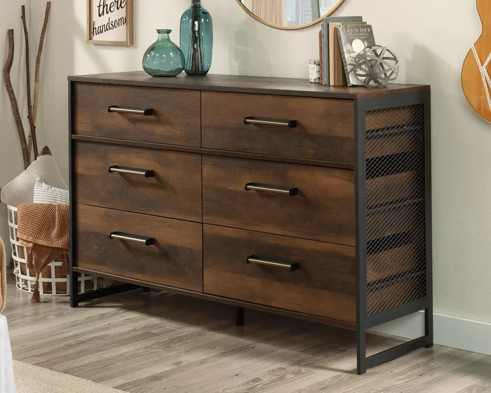 Briarbrook 6-Drawer Dresser Bo