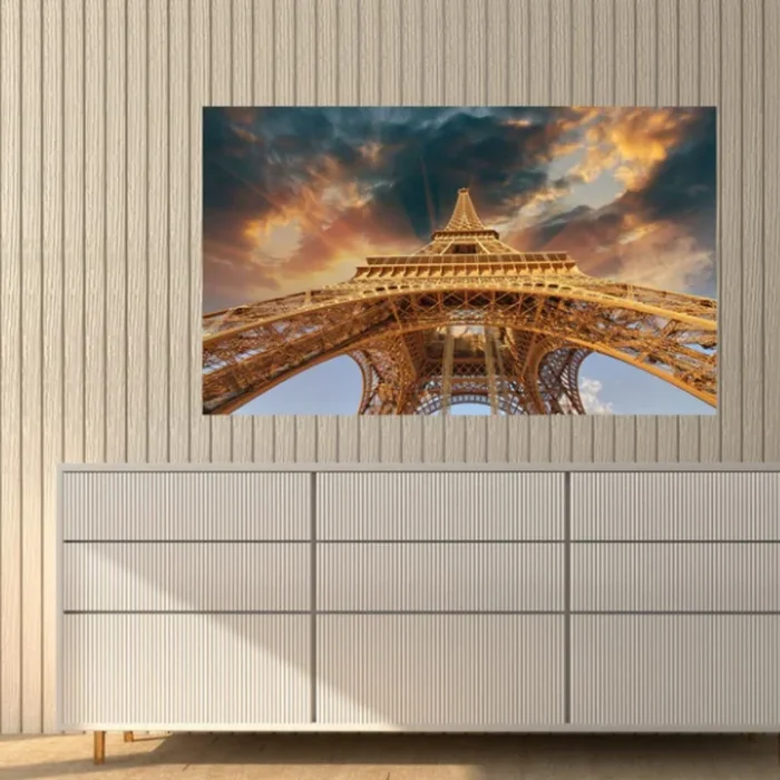 ELLIS Eiffel Tower Glass Wall Art