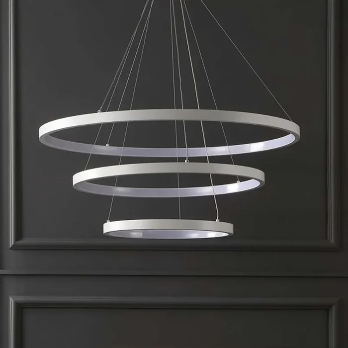 Safavieh – Meranda 3 Tier Chandelier – White – CTL1001B