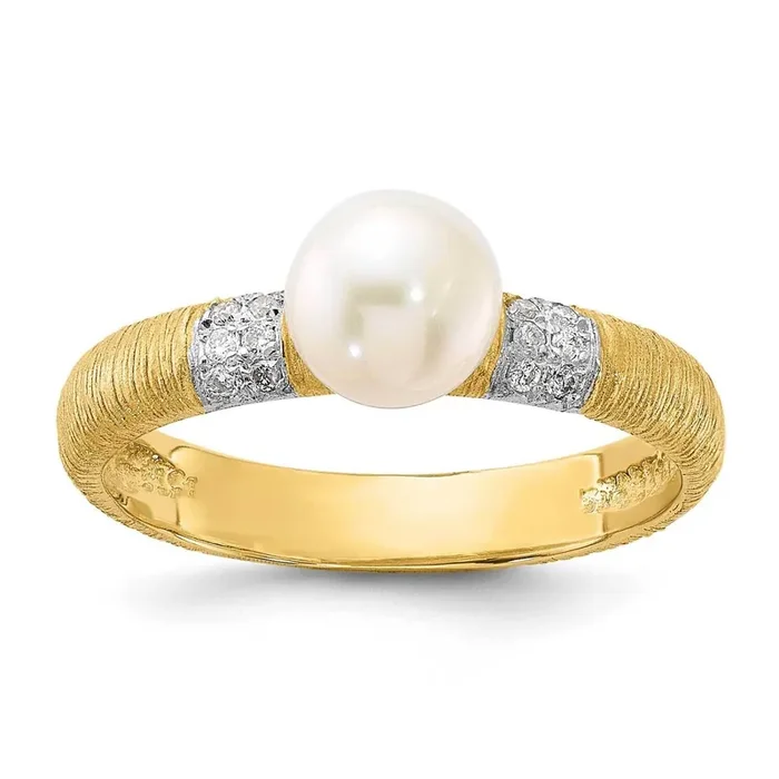 Textured 6-7mm Round White Fwc Pearl .09Ct Diamond Ring 14k Gold Y13949PL